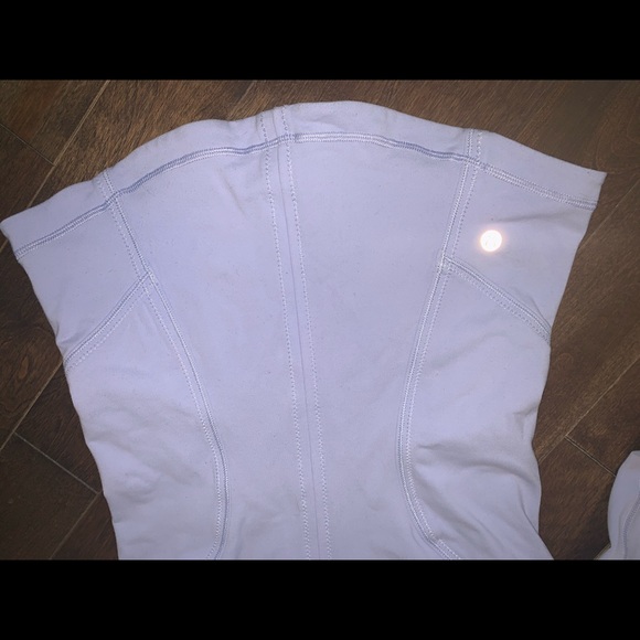 Lululemon define jacket size 4 lavender purple - Picture 7 of 13